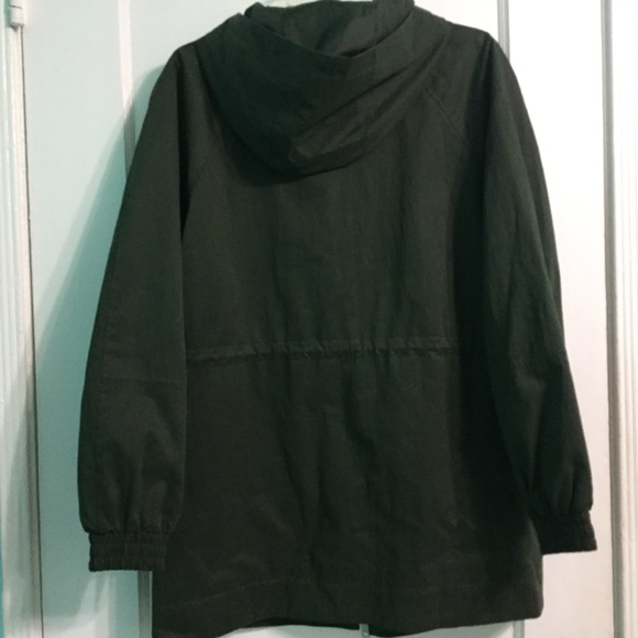 Levi’s Army Green Cinched Waist Hooded Rain Jacket - Picture 9 of 11